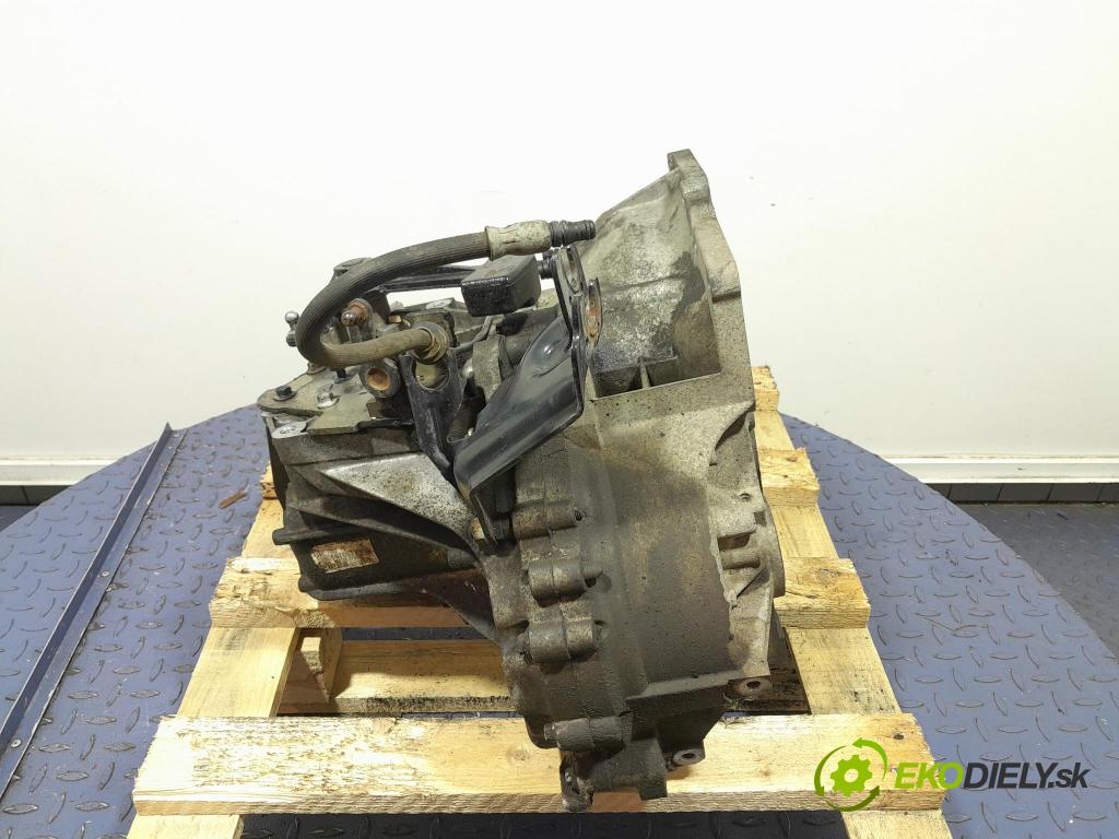 Volvo V50 2007 prevodovka Manualna 6N5R-7002YE