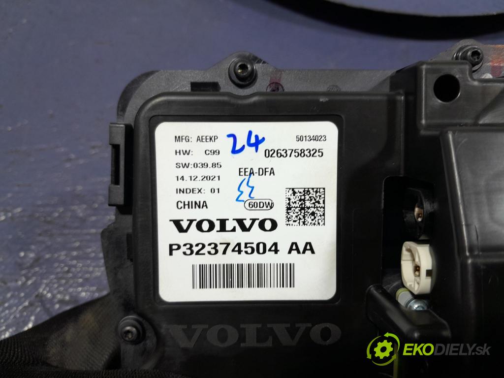 Volvo Xc60 2022 prístrojovka/ budíky 32374504