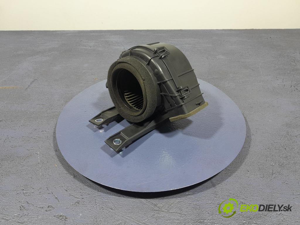 Suzuki Swace 2021 ventilátor Vzduch: G9230-47050