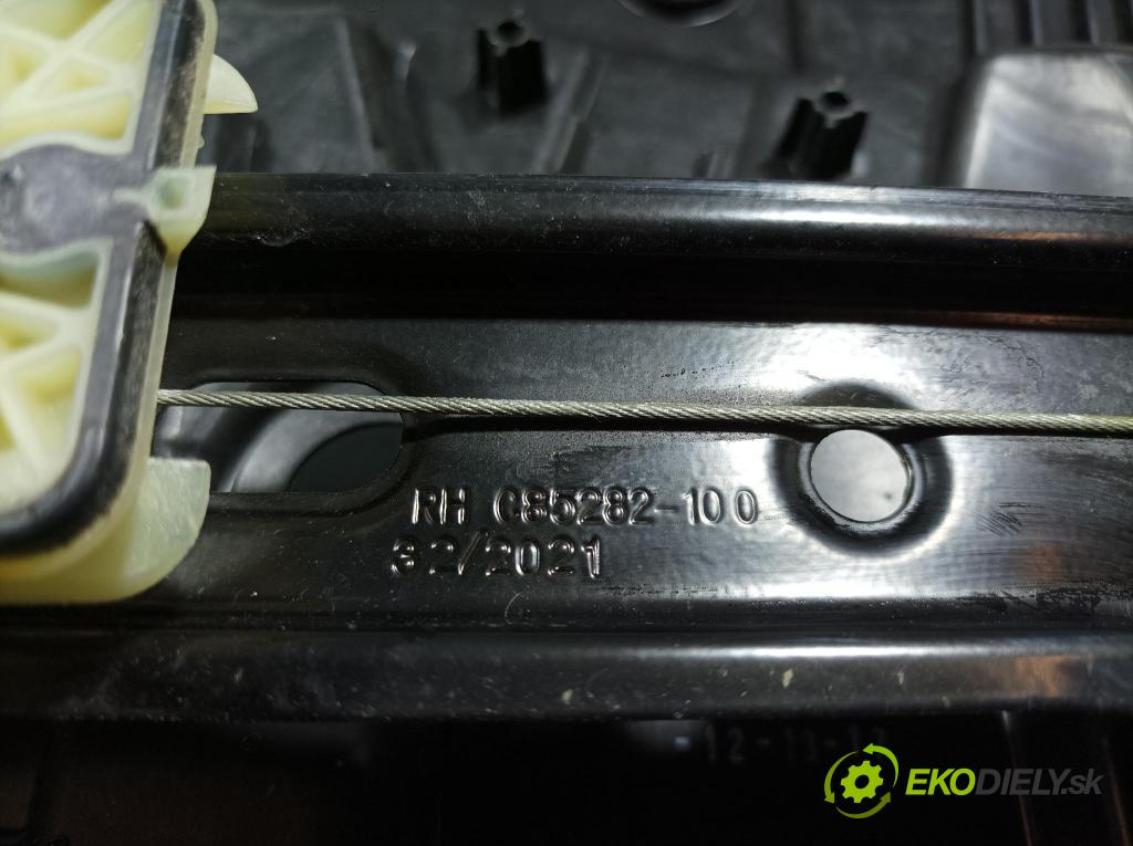 Volvo Xc60 2022 mechanizmus okna Okná: Predné v pravo: 31416996