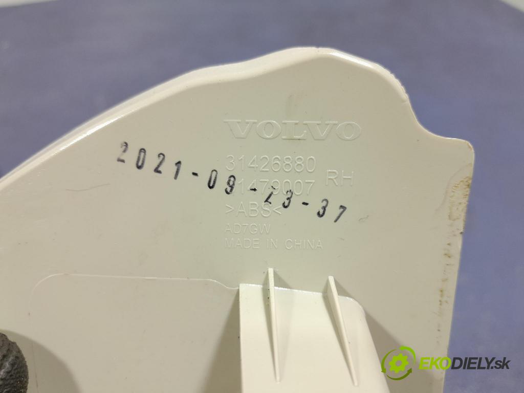 Volvo Xc60 2022 kryt Plast: Interiéry: 31479007