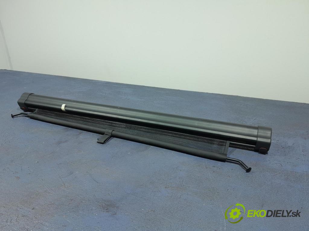 Suzuki Swace 2021 sietka 64230-02020