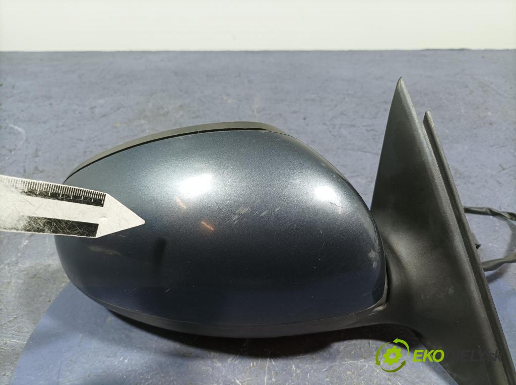 Skoda Fabia 2007 zrkadlo pravé