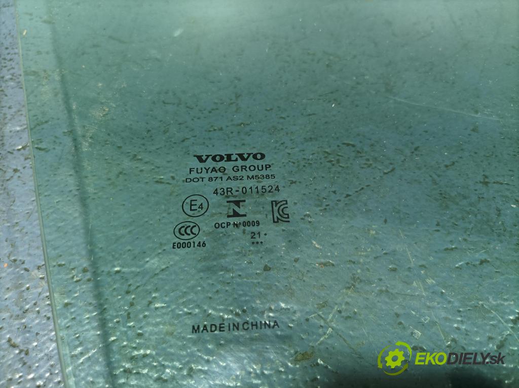 Volvo Xc60 2022 sklo dvere Predné Prava: