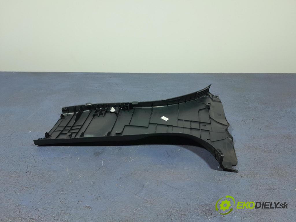 Suzuki Swace 2021 kryt Plast: Interiéry: 62413-02360