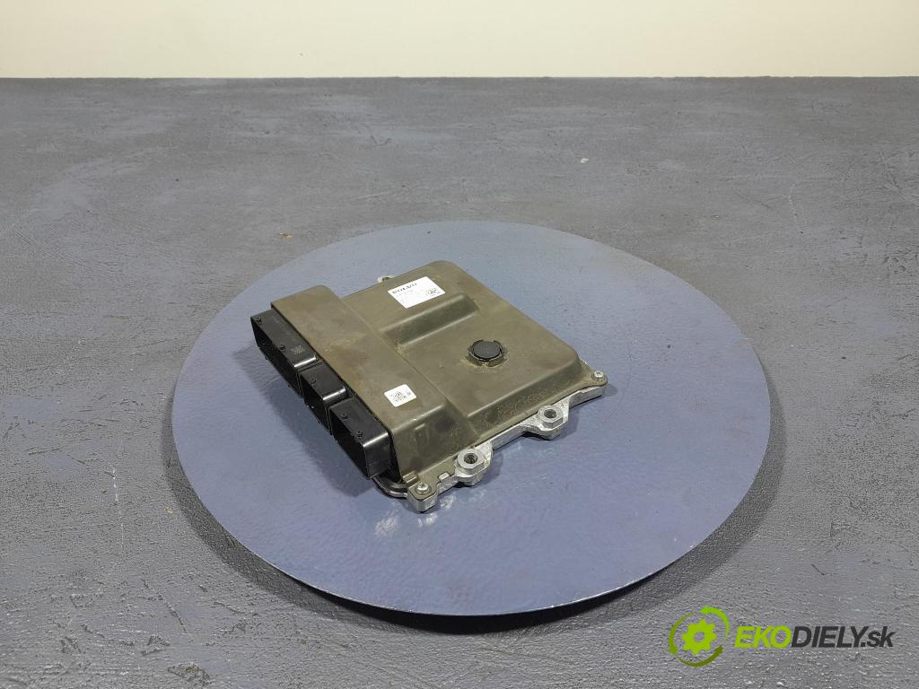 Volvo Xc60 2022 riadiaca jednotka Motor: 31459638
