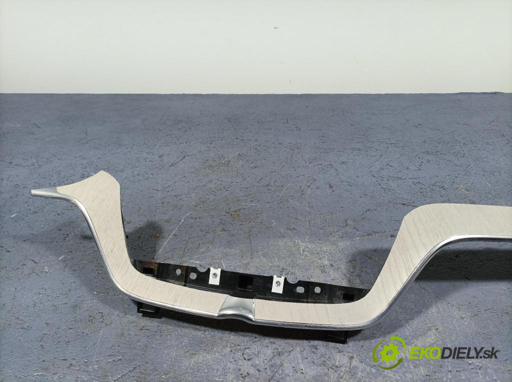 Volvo Xc60 2022 lišta Dekoratívne: Vnútri: 31417622