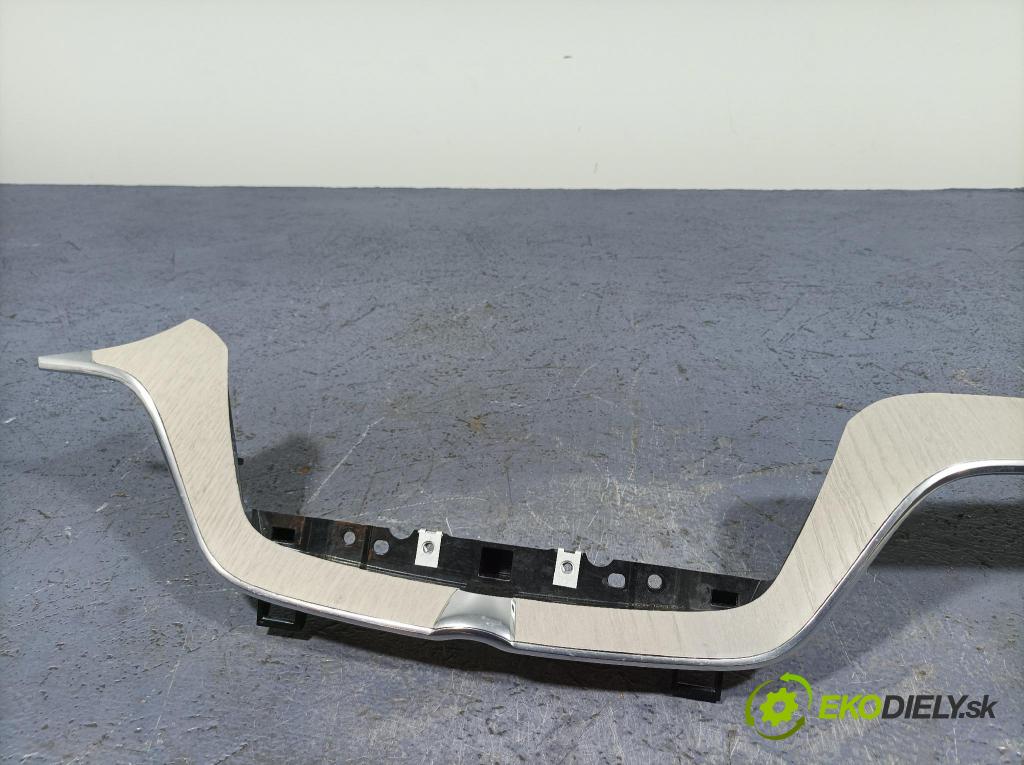 Volvo Xc60 2022 lišta Dekoratívne: Vnútri: 31417622