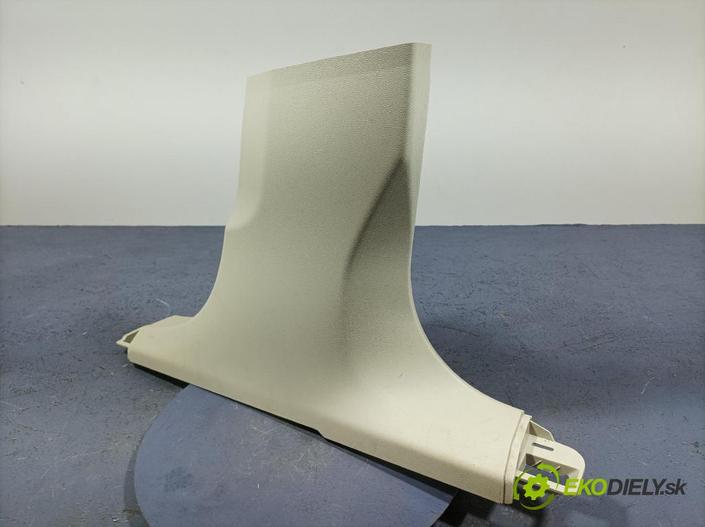 Volvo Xc60 2022 kryt Plast: Interiéry: 31479011