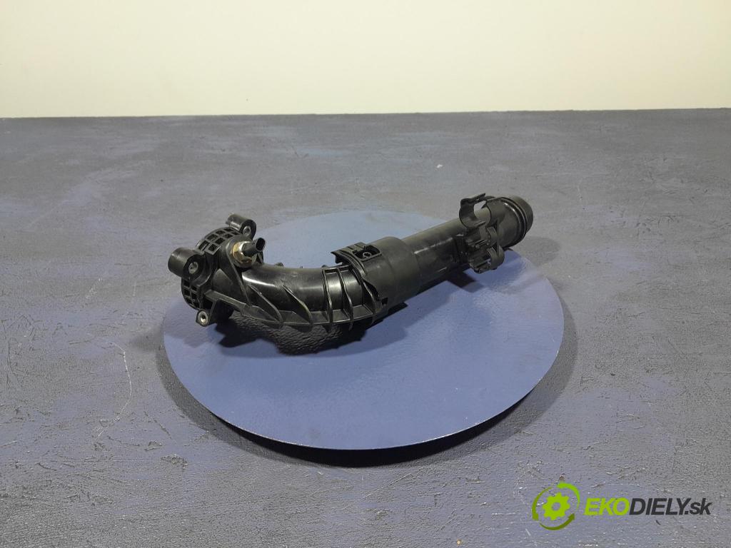 Volvo Xc60 2022 rúrka Vzduch: 31684282