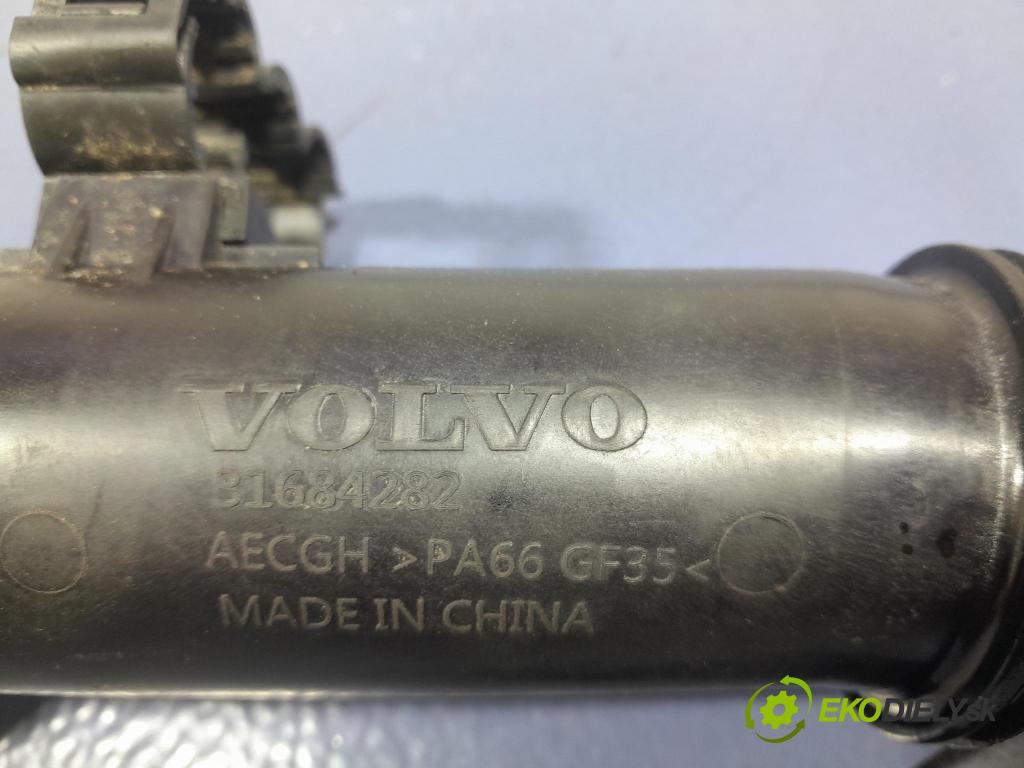 Volvo Xc60 2022 rúrka Vzduch: 31684282