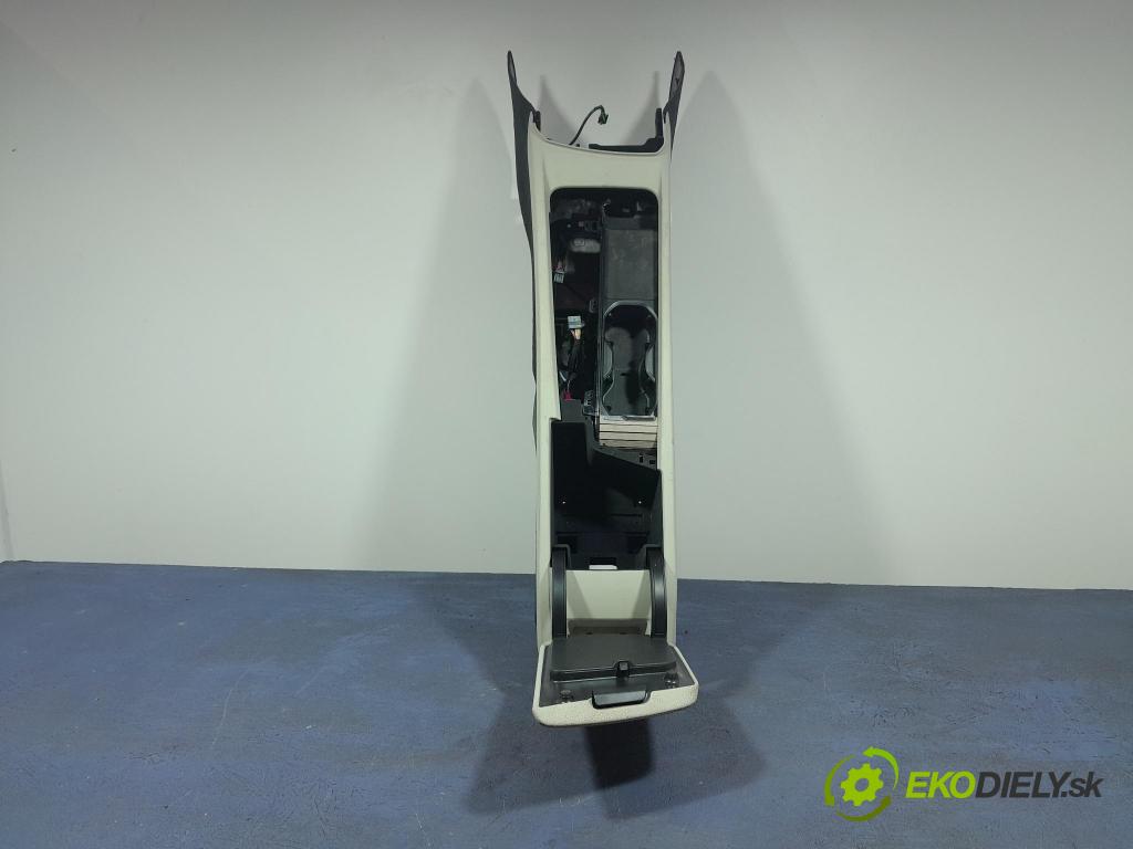 Volvo Xc60 2022 operadlo 31417518
