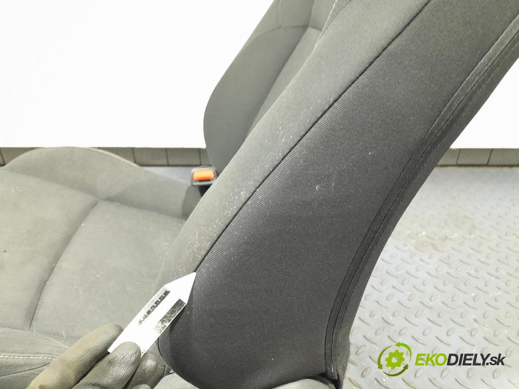 Suzuki Swace 2021 Sedačka Ovládače: