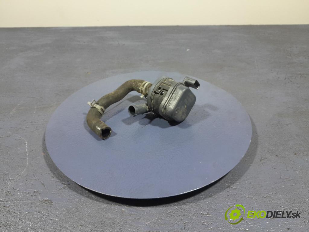 Volvo Xc60 2022 čerpadlo Voda: 31493259