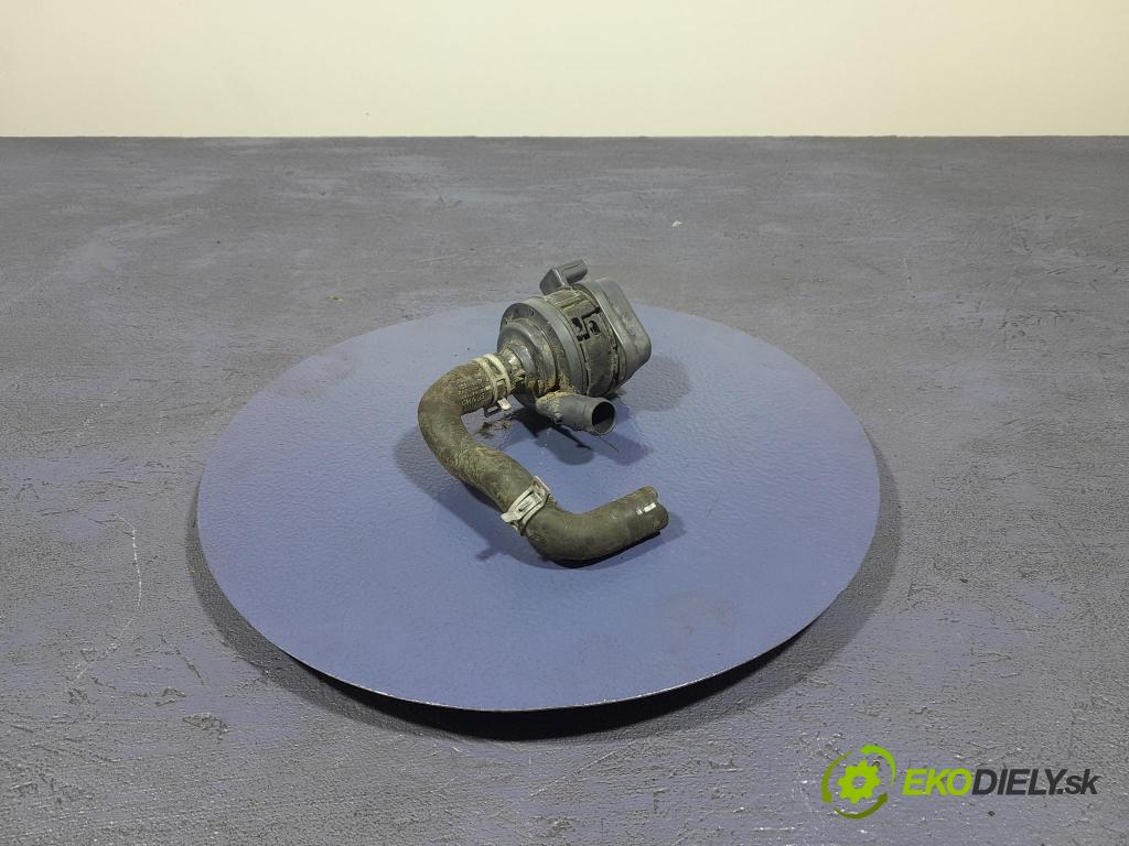 Volvo Xc60 2022 čerpadlo Voda: 31493259