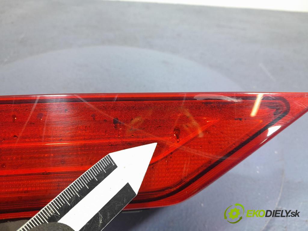 Volvo Xc60 2022 svetlo / reflektor zad ľavá Vonkajsia: