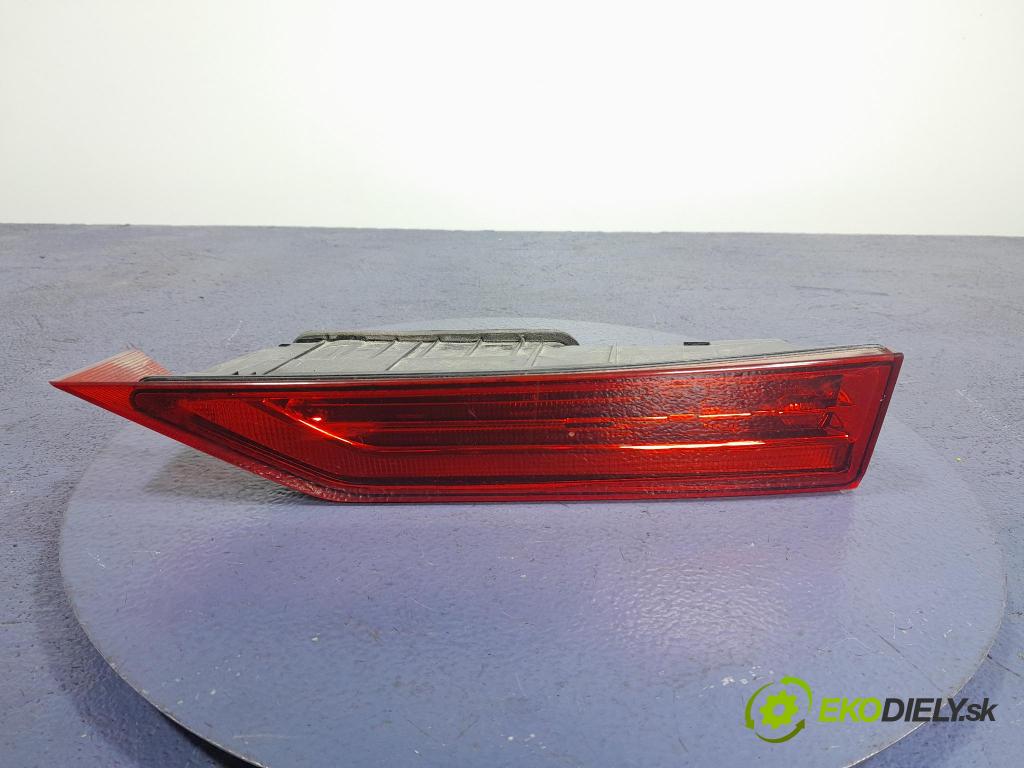 Volvo Xc60 2022 svetlo / reflektor zad Prava: Vonkajsia: