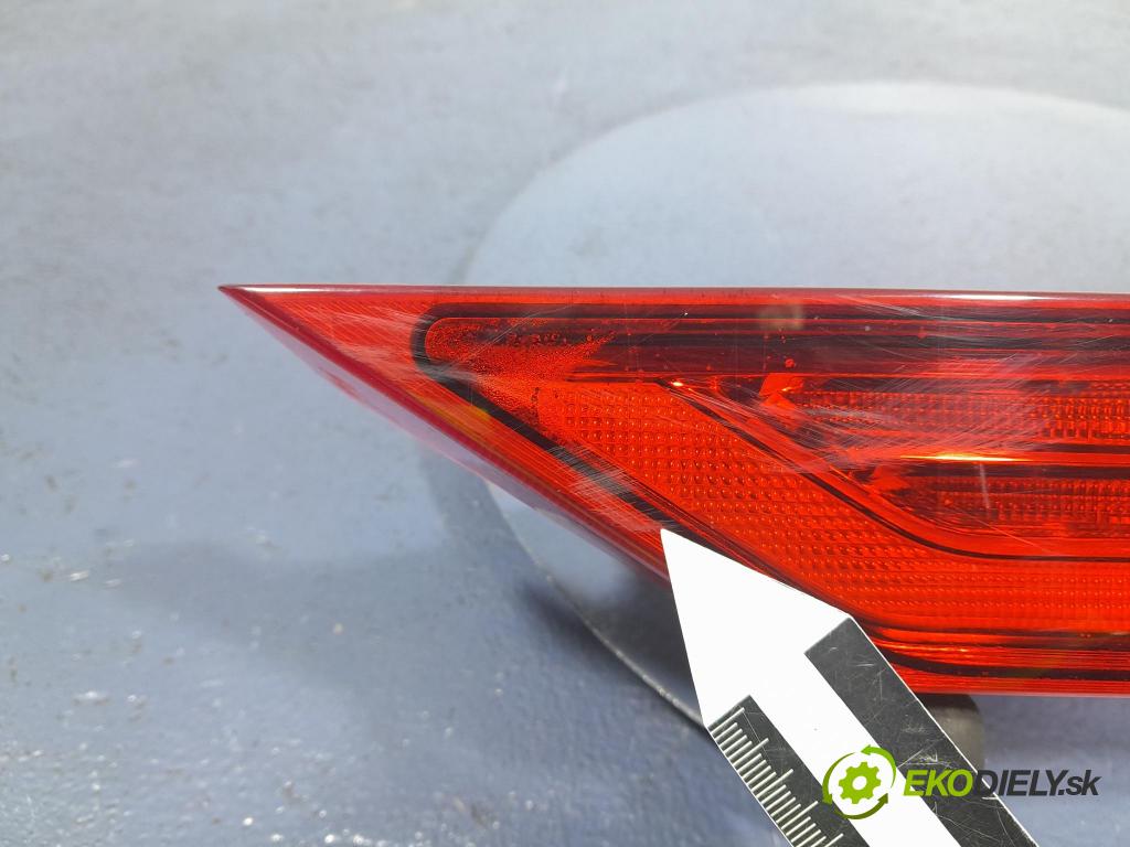 Volvo Xc60 2022 svetlo / reflektor zad Prava: Vonkajsia: