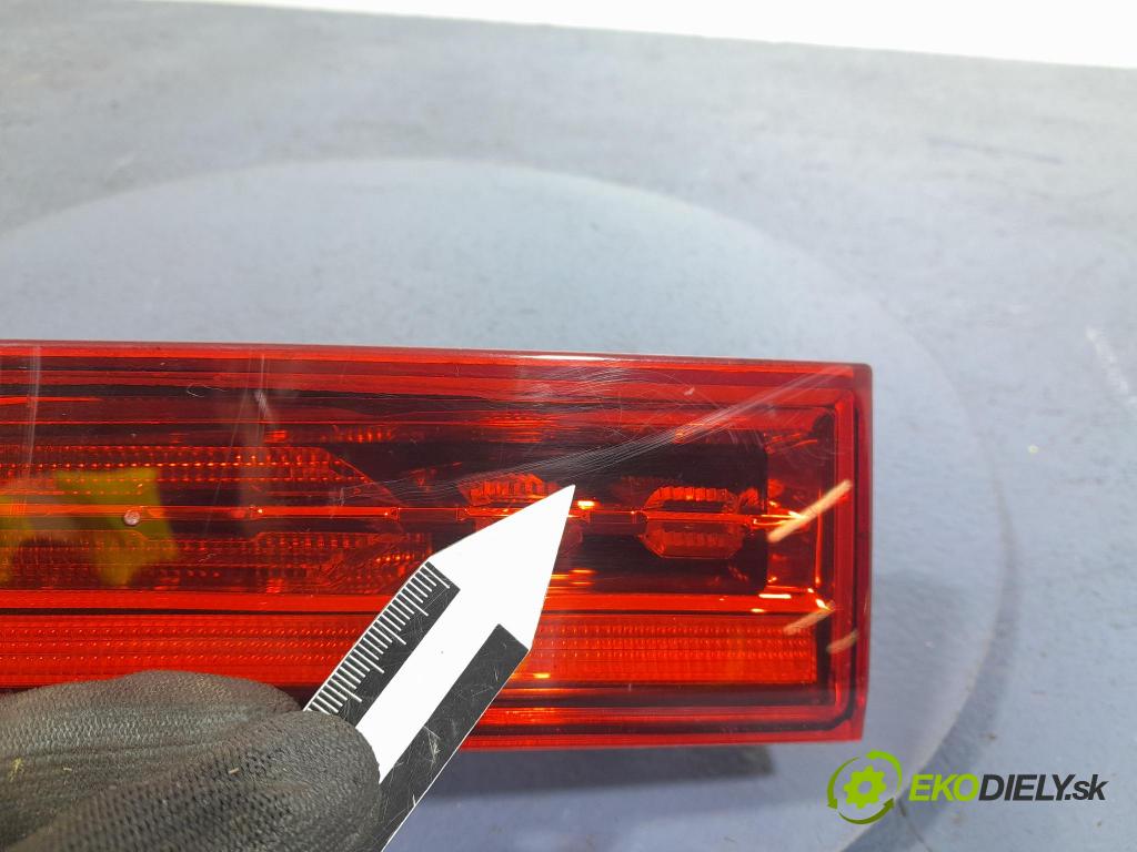 Volvo Xc60 2022 svetlo / reflektor zad Prava: Vonkajsia: