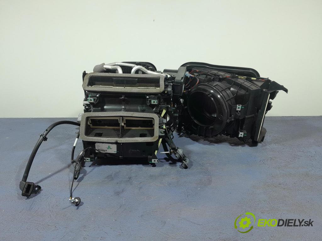 Volvo Xc60 2022 radiator 32275614