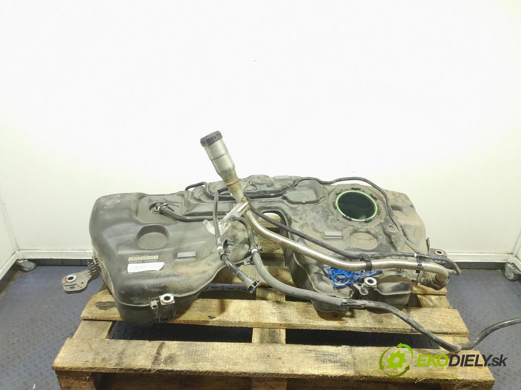 Volvo Xc60 2022 Nádrž: paliva 32325592