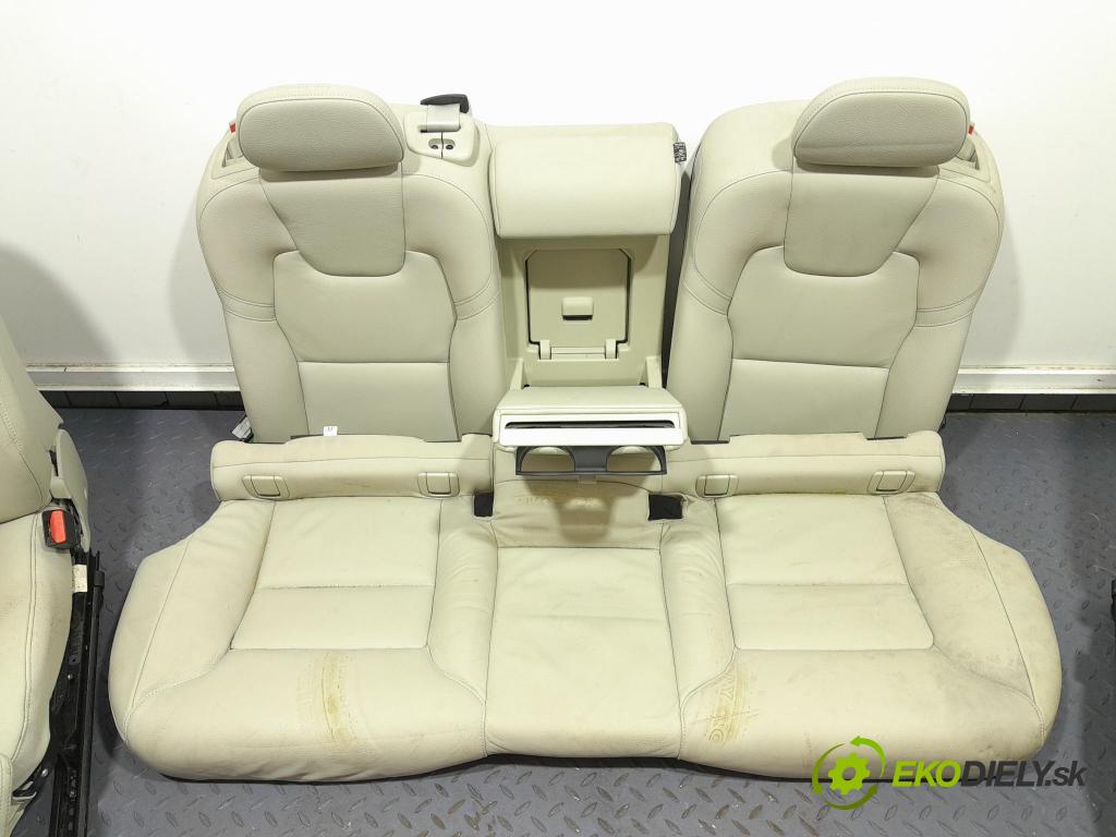 Volvo Xc60 2022 sedačke: Set.: