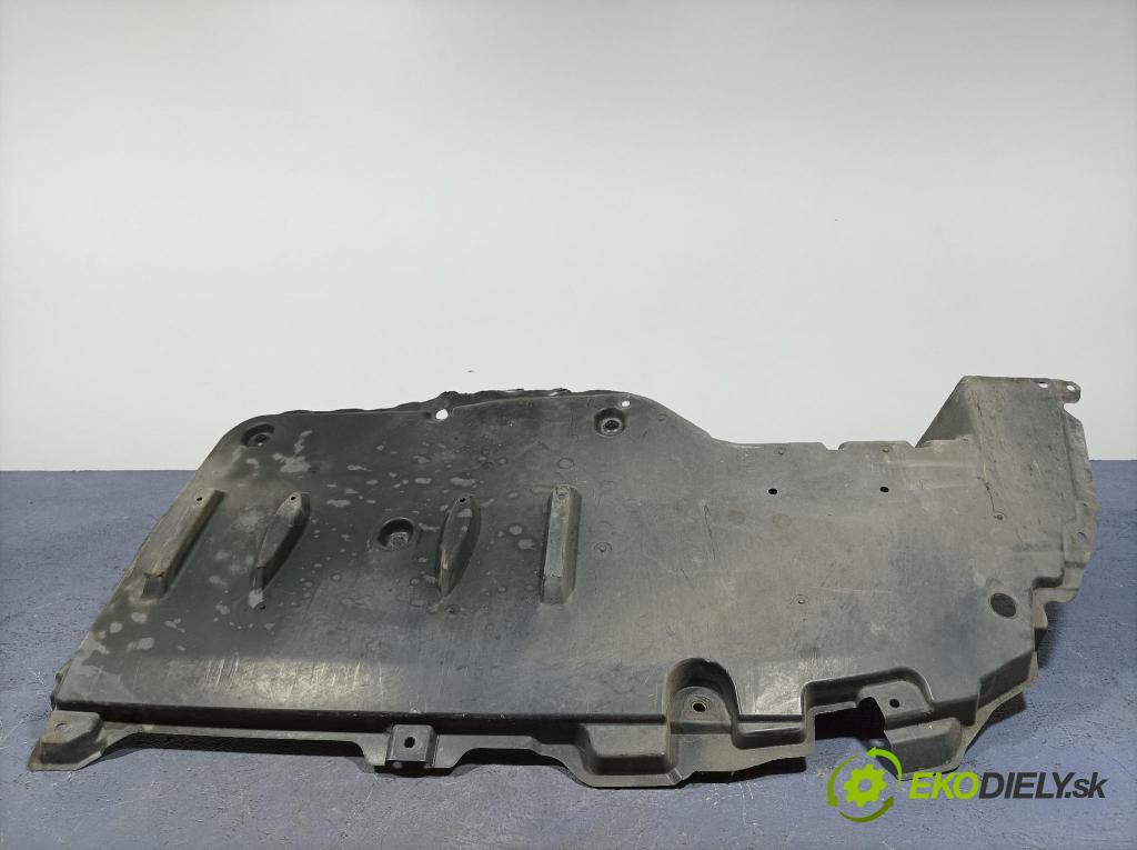 Suzuki Swace 2021 kryt Plast: podvozek: 58399-02170