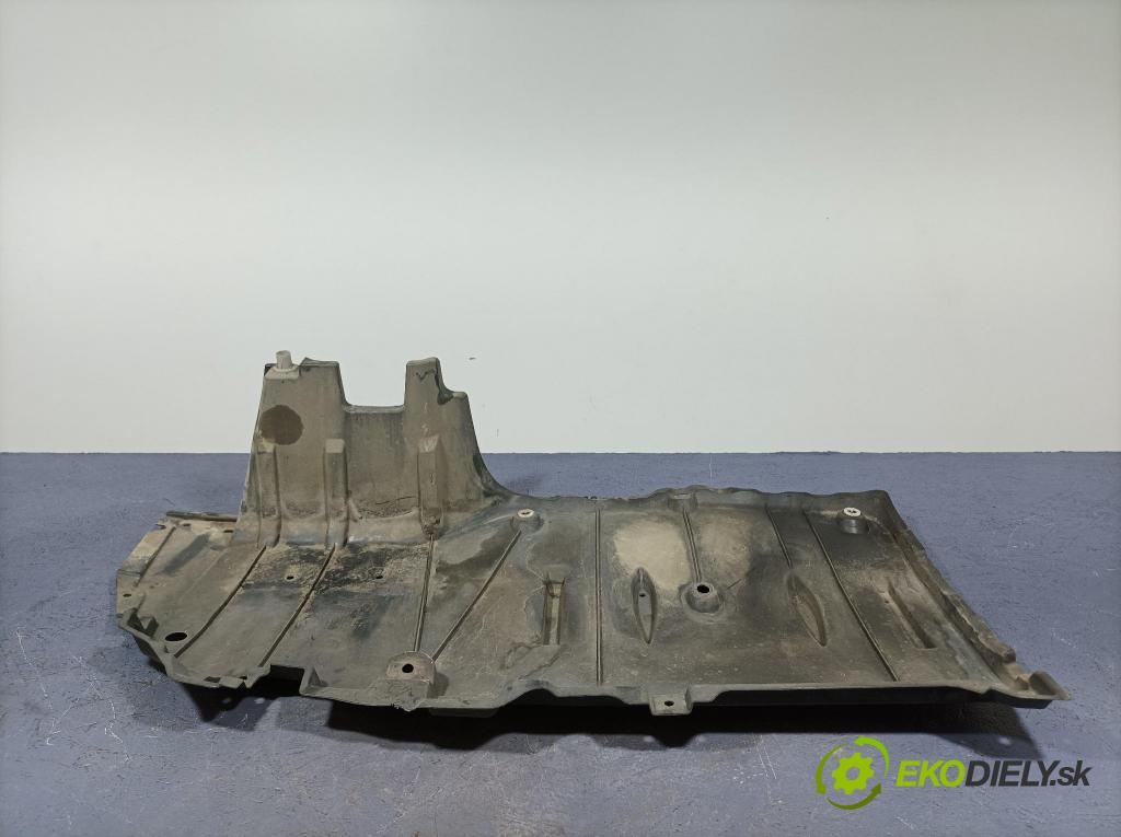 Suzuki Swace 2021 kryt Plast: podvozek: 58399-02170
