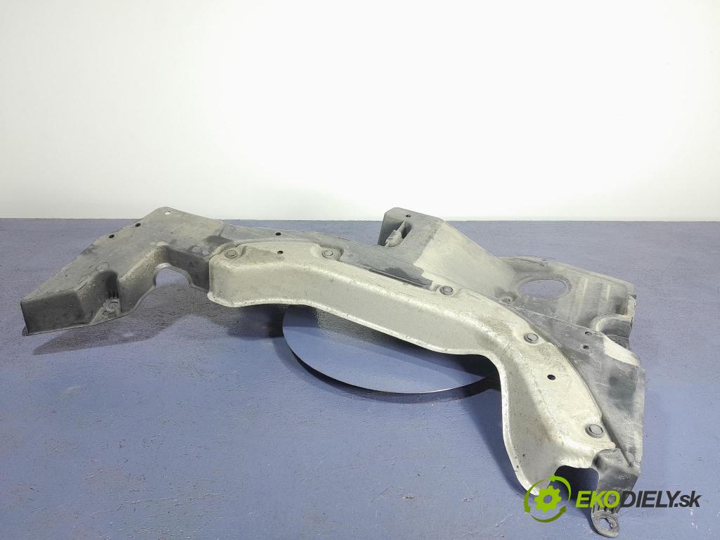 Suzuki Swace 2021 kryt Plast: podvozek: 57627-02160