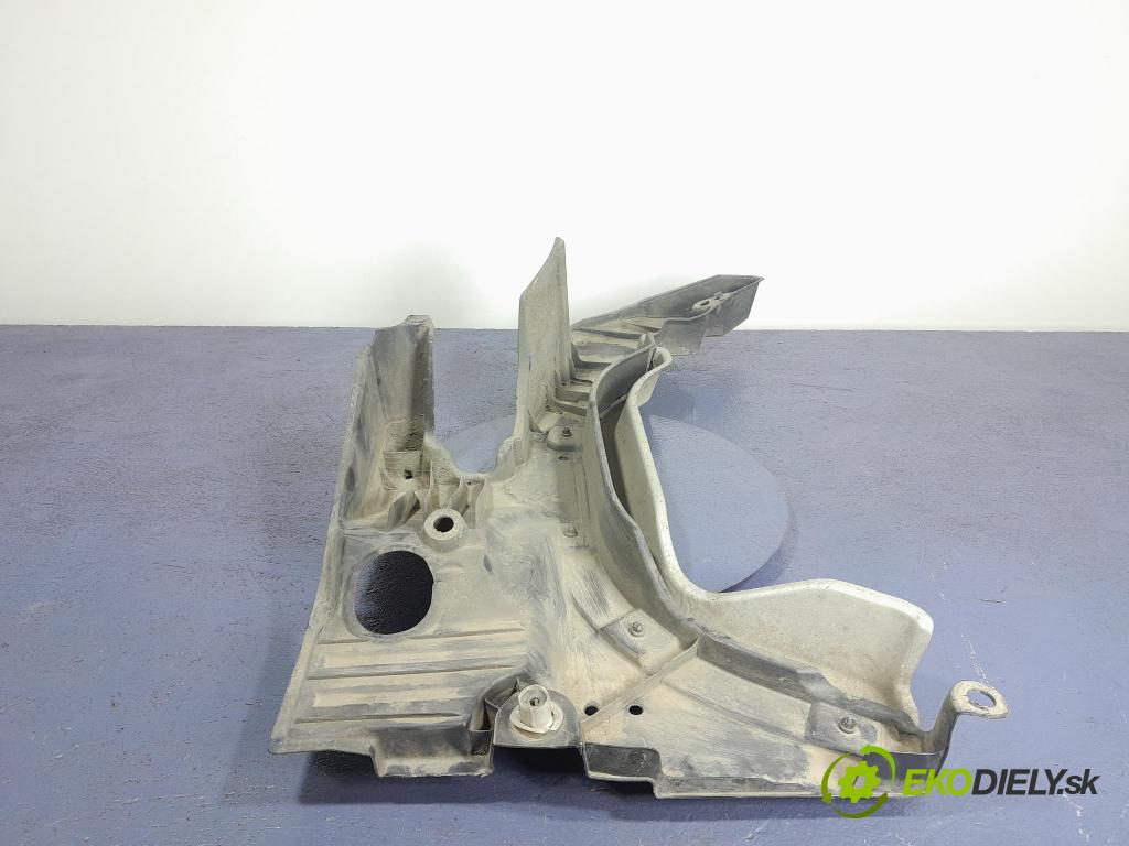 Suzuki Swace 2021 kryt Plast: podvozek: 57627-02160
