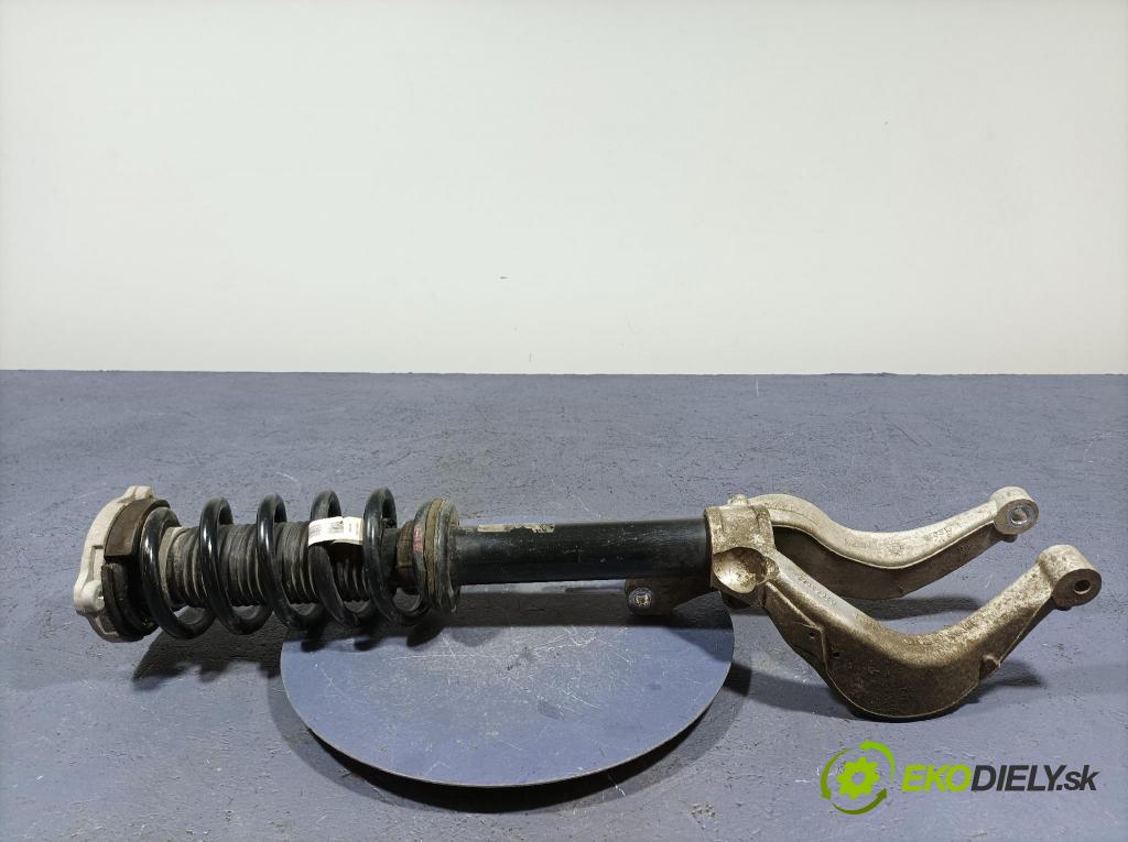 Volvo Xc60 2022 tlmič Predné Vľavo.: 32213633