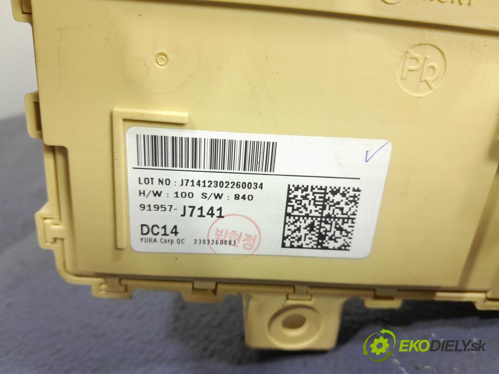 Kia Ceed 2023 skrinka Poistky: 91957-J7141