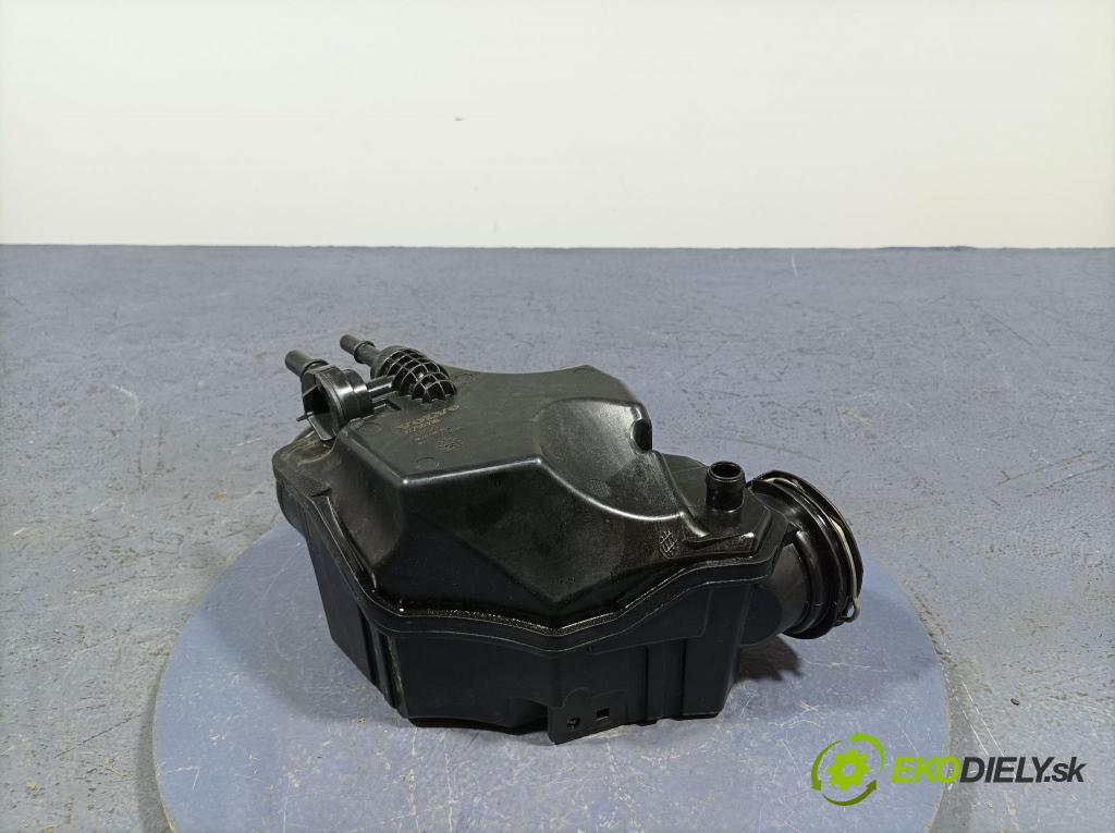Volvo Xc60 2022 obal Filtre: Vzduch: 32298336