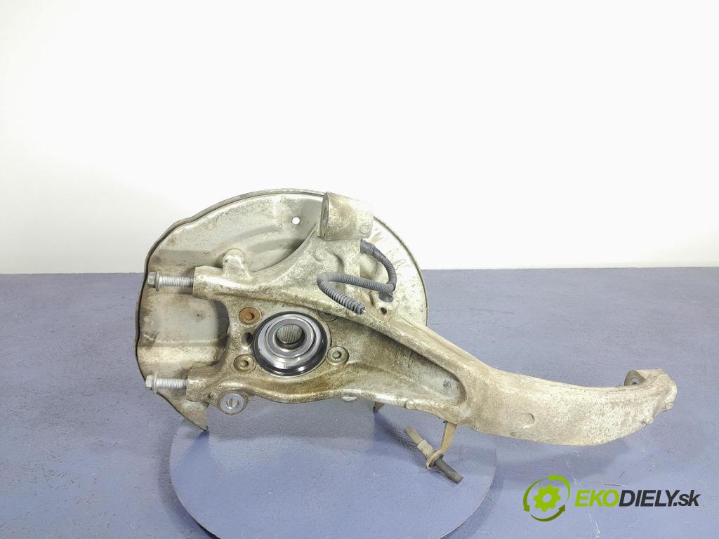 Volvo Xc60 2022 náboj levá 32298139