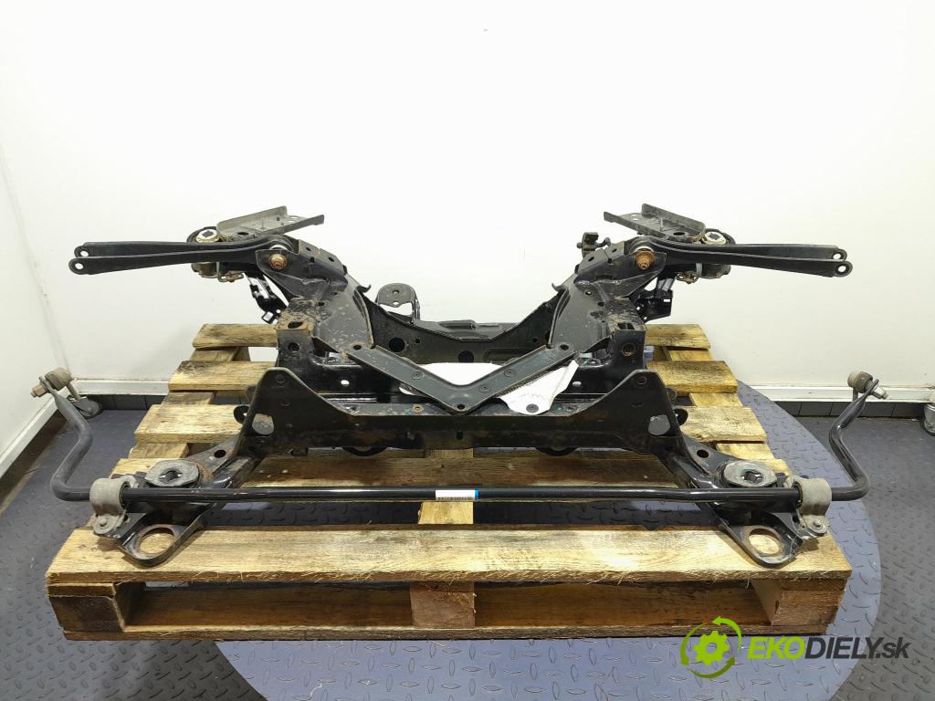 Volvo Xc60 2022 výstuha Pozastavenia: zad