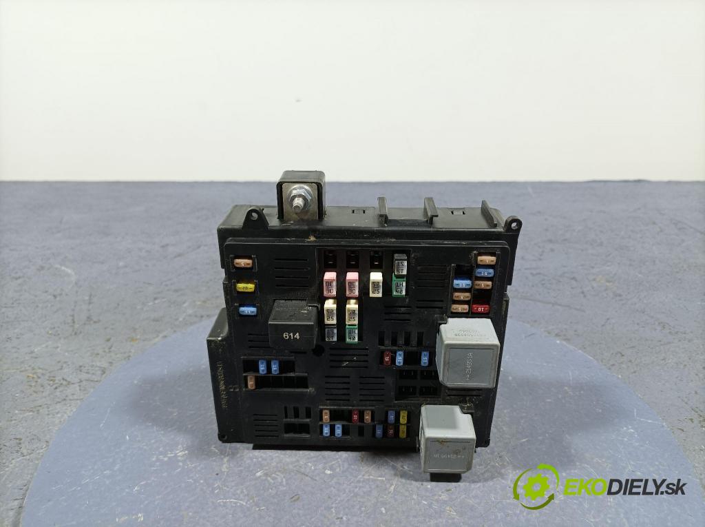 Volvo Xc60 2022 skrinka Poistky: 31473772