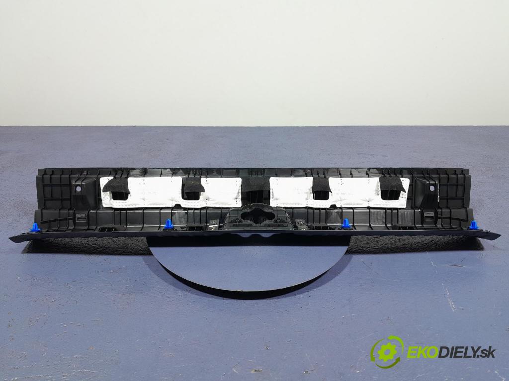 Kia Ceed 2023 kryt Plast: Interiéry: 85771-J7300