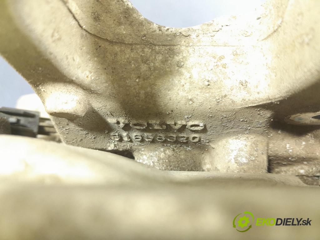 Volvo Xc60 2022 náboj Prava: 31658320