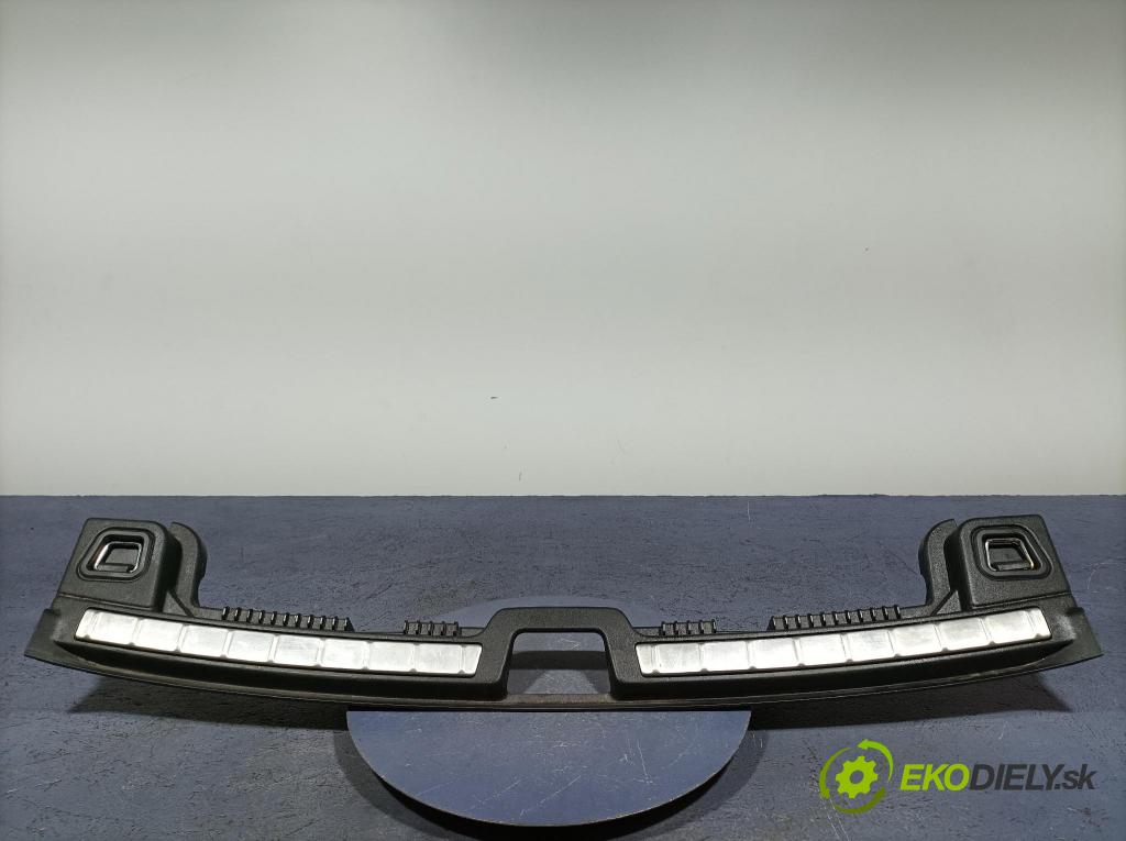 Volvo Xc60 2022 kryt Plast: Interiéry: 39841600