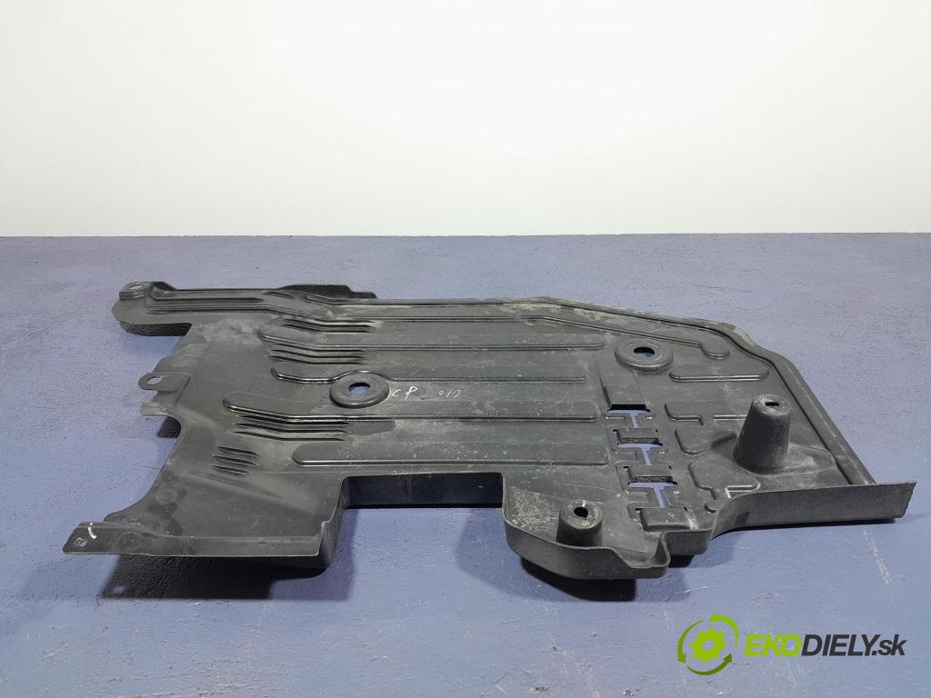 Volvo Xc60 2022 kryt Plast: podvozek: 31420482