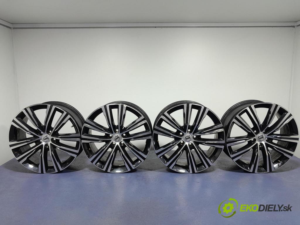 Volvo Xc60 2022 Ráfiky: Hlinikové: 32271570