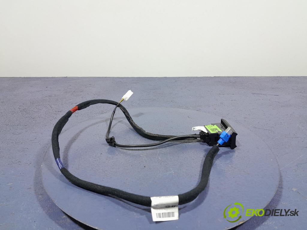 Kia Ceed 2023 instalace Elektrický: 96120-J7360