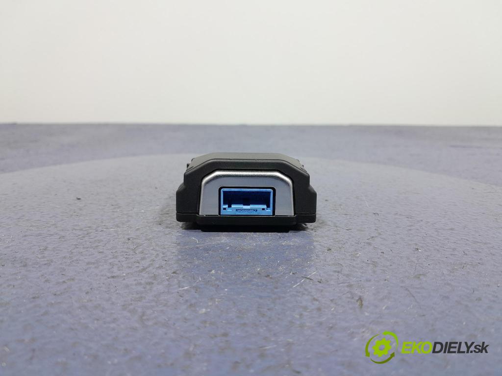 Kia Ceed 2023 Kamera 99211-J7700