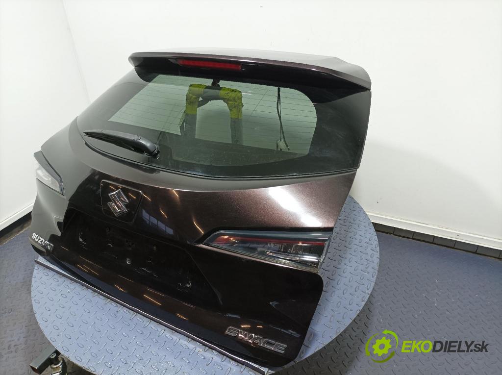 Suzuki Swace 2021 zadna dveře kufra: kufra: