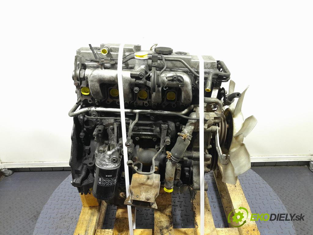 Mitsubishi Pajero 1999 motor Diesel: 4M40