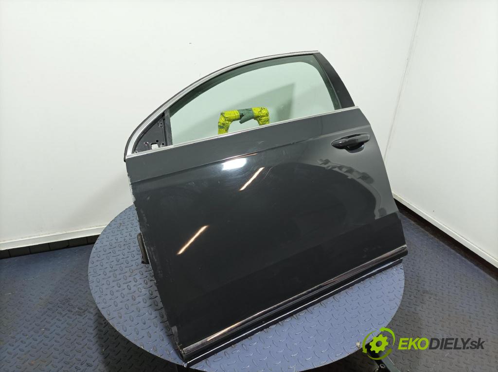 Vw Passat 2011 dvere Predné Vľavo: