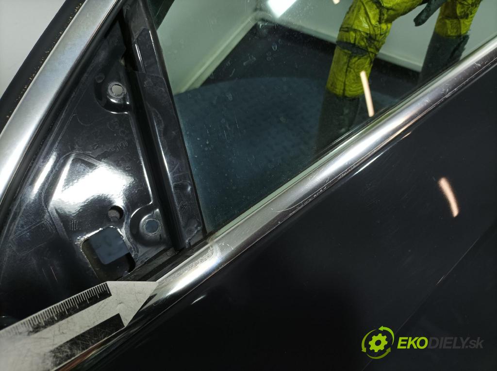 Vw Passat 2011 dvere Predné Vľavo:
