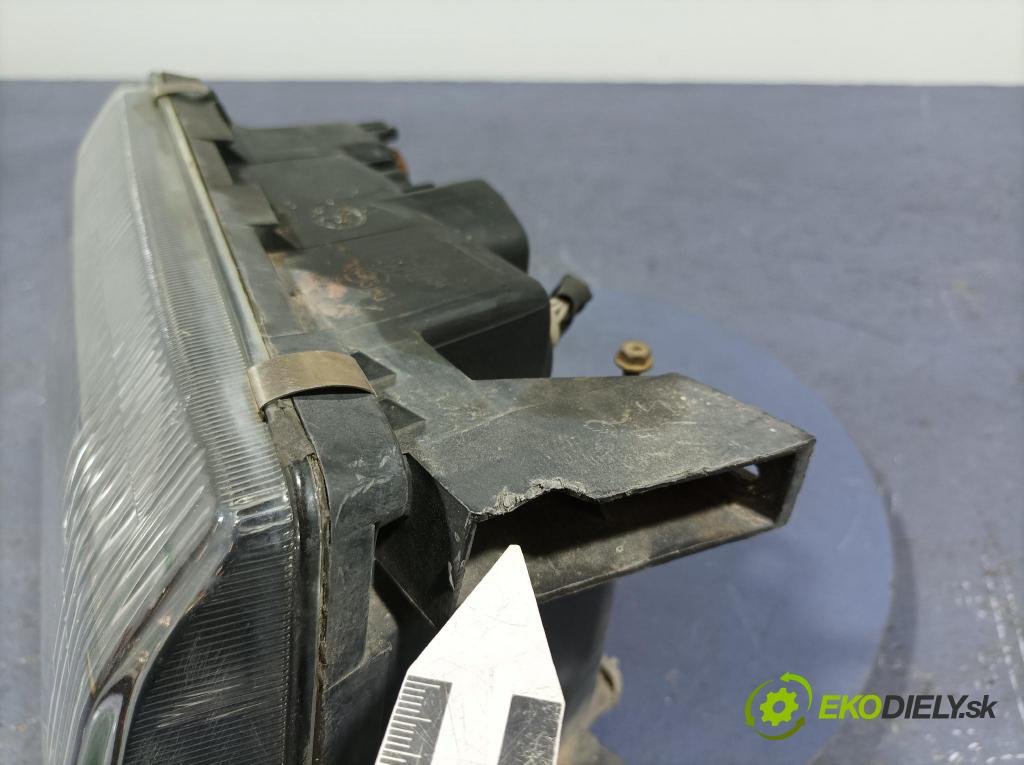 Mitsubishi Pajero 1999 Reflektor: v pravo: 110-87234