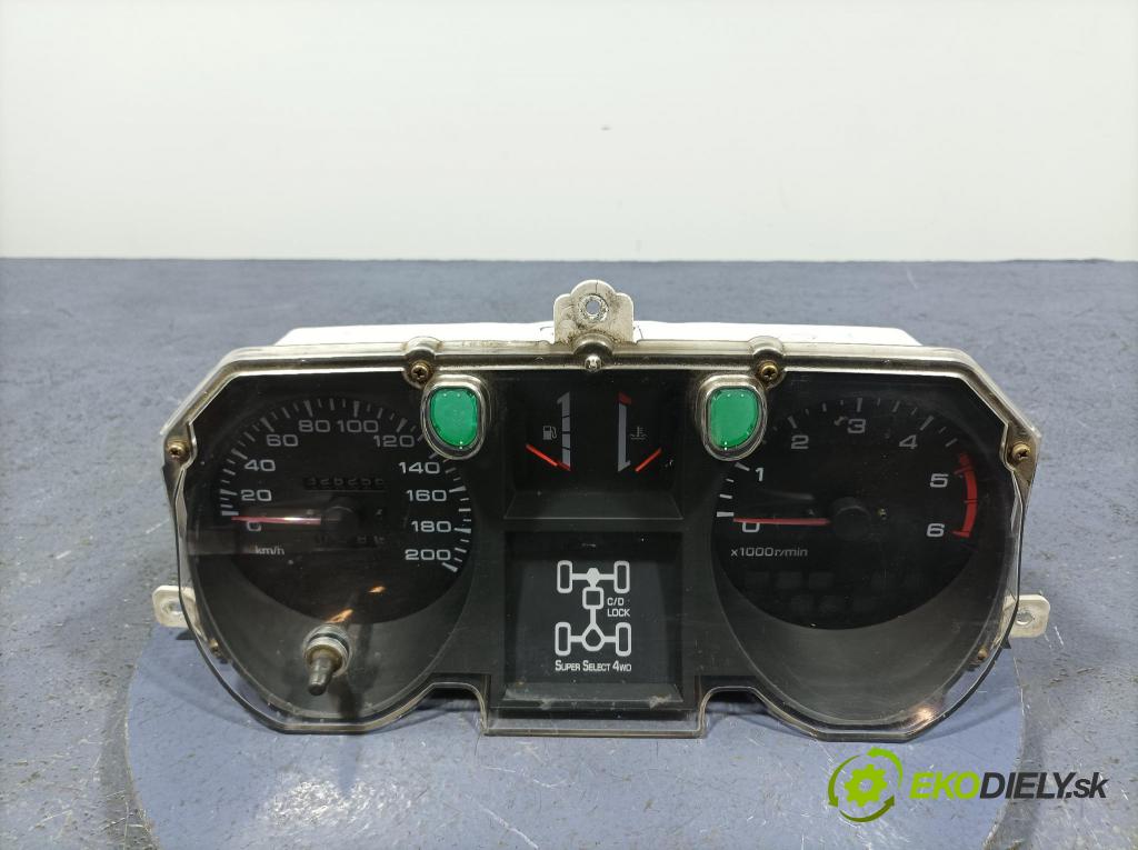 Mitsubishi Pajero 1999 prístrojovka/ budíky MR298407