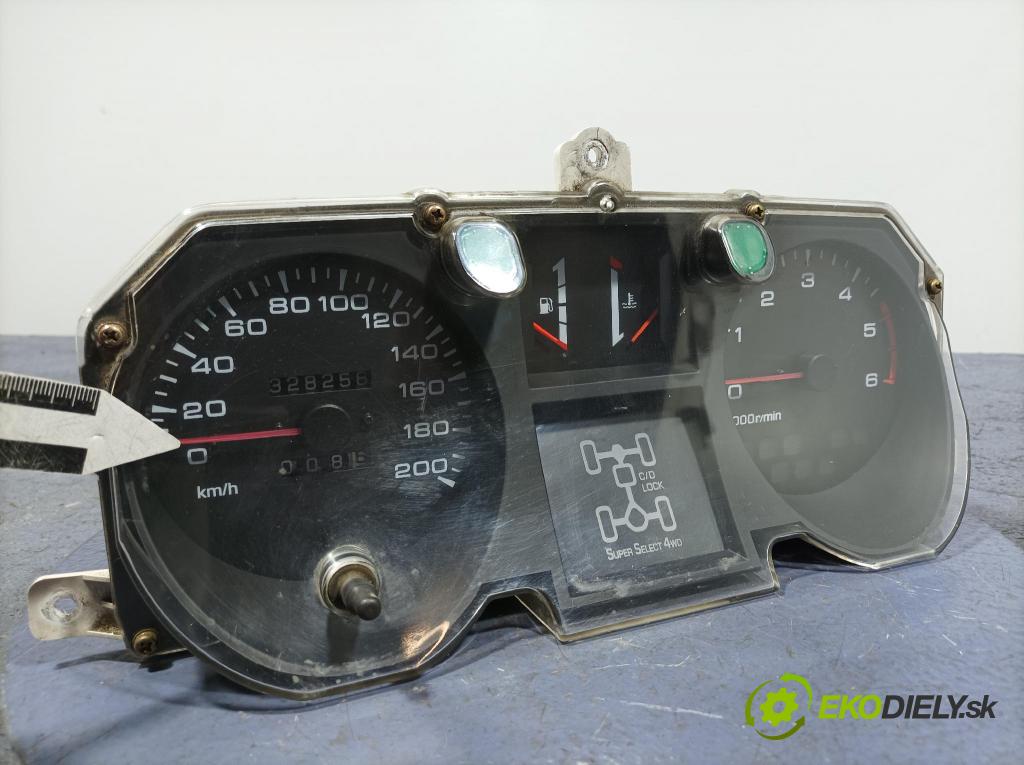 Mitsubishi Pajero 1999 prístrojovka/ budíky MR298407